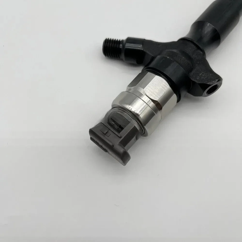 4X 295050-0740  Fuel Injector ASSY 23670-30420 Injector Nozzle for Toyota Hiace-