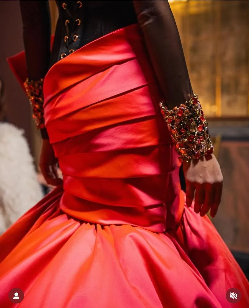 Gorgeous Prom Gowns with Sleeves vestido do fiesta Beaded Crystals Maxi Gown Pleated Mermaid Women Dresses Sheer See Through