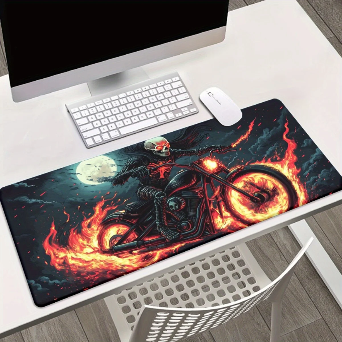 

Коврик для мыши мотоцикла Skull изготовлен из большой противоскользящей резины, прочный и моющийся, подходит для геймеров и домашнего использования.