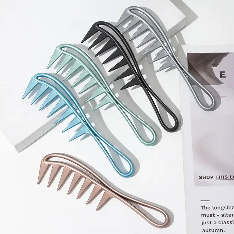 Large Tooth Wide Comb Smoothing Comb Household Oil Head Men's Back Hollow Comb Barber Accessories