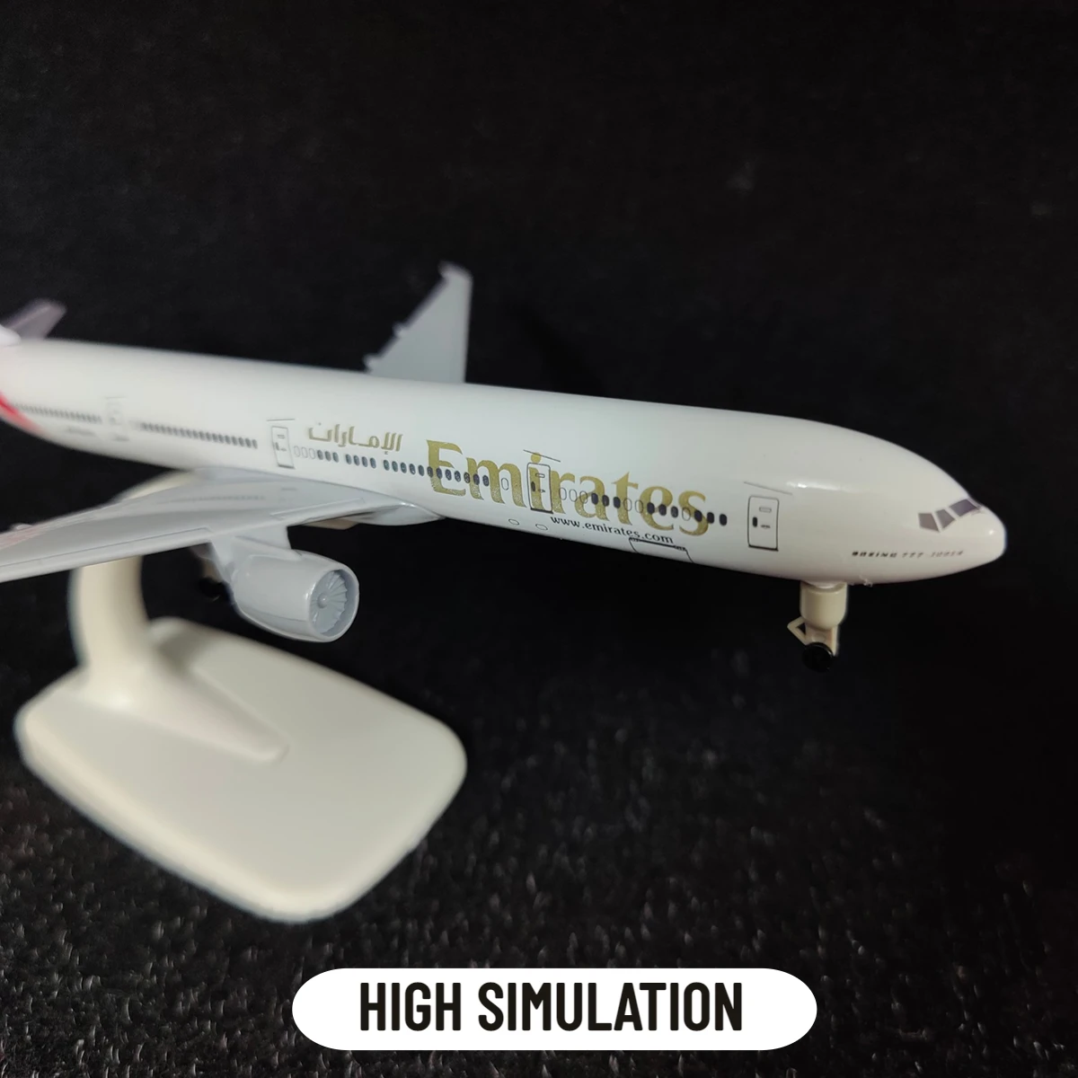 Schaal 1:250 Vliegtuig Model Metalen Diecast Fly Emiraten B777 Replica Vliegtuig Luchtvaart Kantoor Miniatuur Kunst Kid Fidget Boy Speelgoed