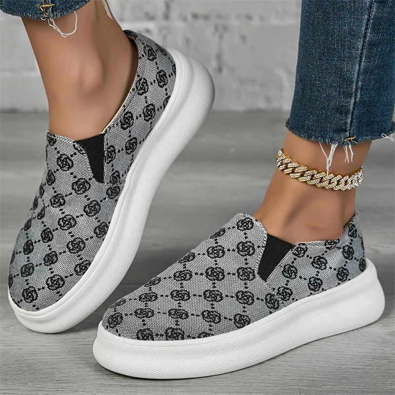 Hot Selling Luxury Men Canvas Loafers Breathable Men's Slip-on Shoes Lightweight Casual Shoes for Men Women chaussure hommes