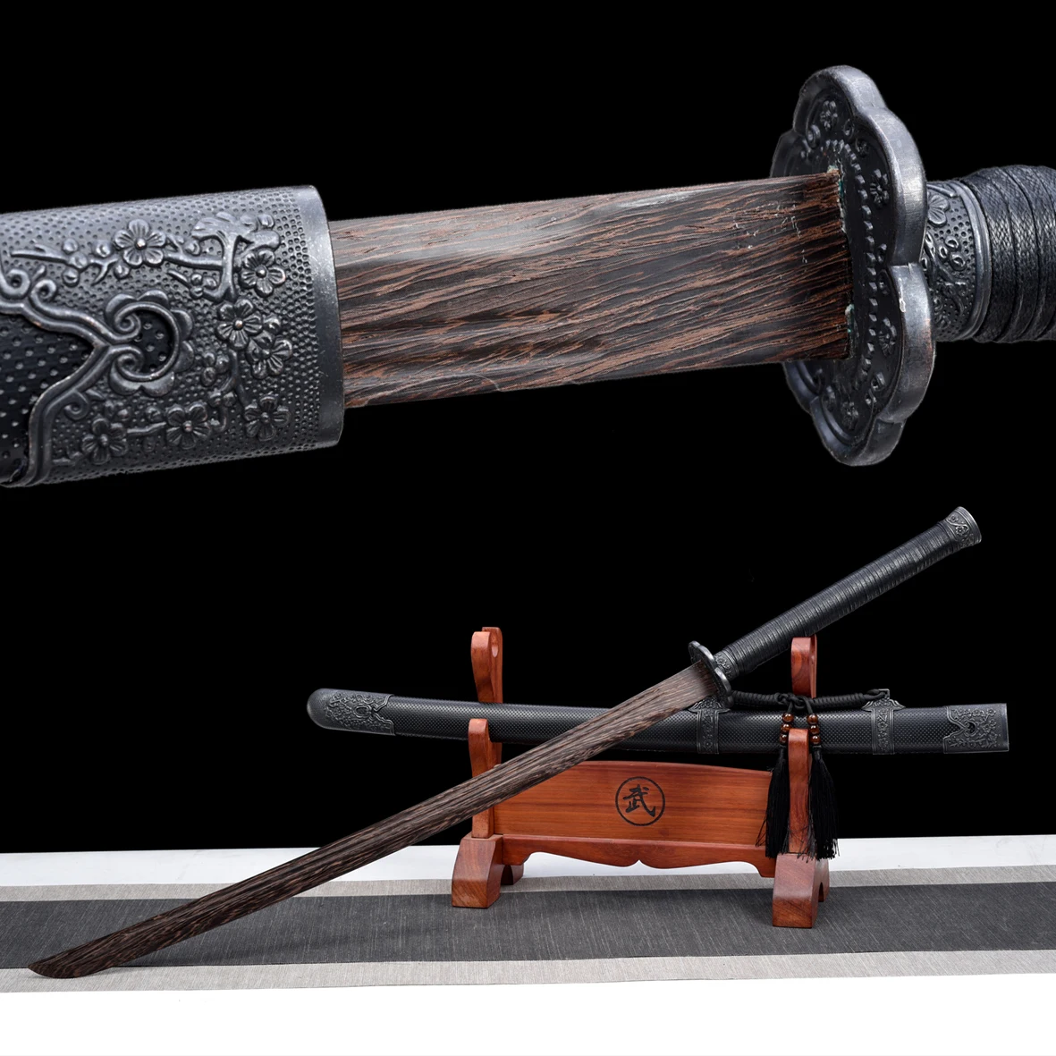 

112cm Medieval Chinese wooden beautiful samurai sword, rosewood full tang double-slot attack training weapon katana