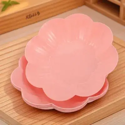 

4 Pcs Plum Blossom Shaped Fruit Plates Large Capacity Red Color Snack Tray Candy Storage Dish Salad Bowl Kitchen Home Party Use