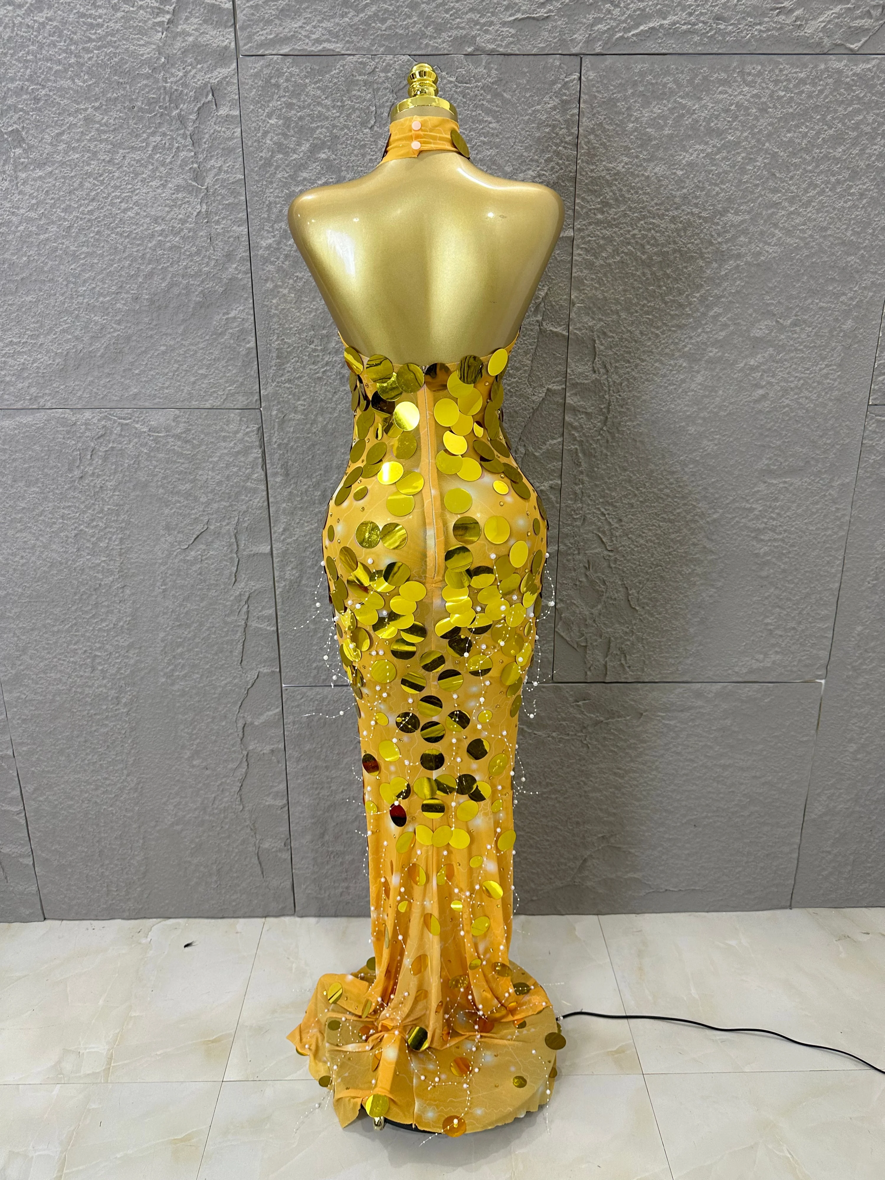 Opulentes Silber-Gold Pailletten-Maxikleid Damen Sexy Trägerloses Transparentes Netz Perlenbesetztes Bodycon-Outfit Abend-Gala-Party-Kostüm
