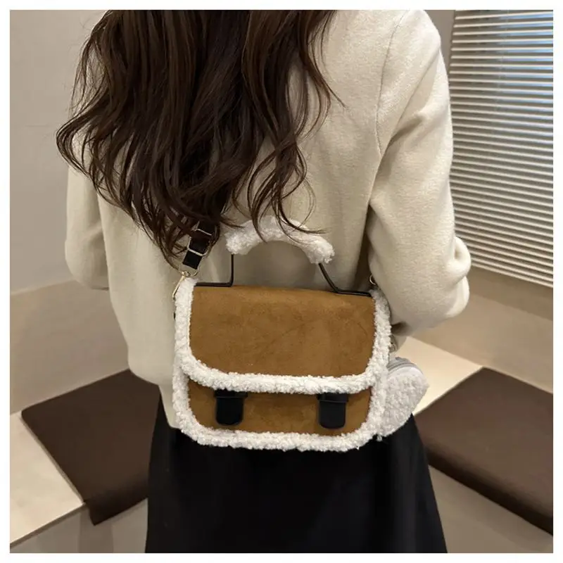 

New Autumn and Winter Women's Mini Retro Fluffy Plush Small Square Bag Fashion Contrast Color Design Casual Handbags and Wallets