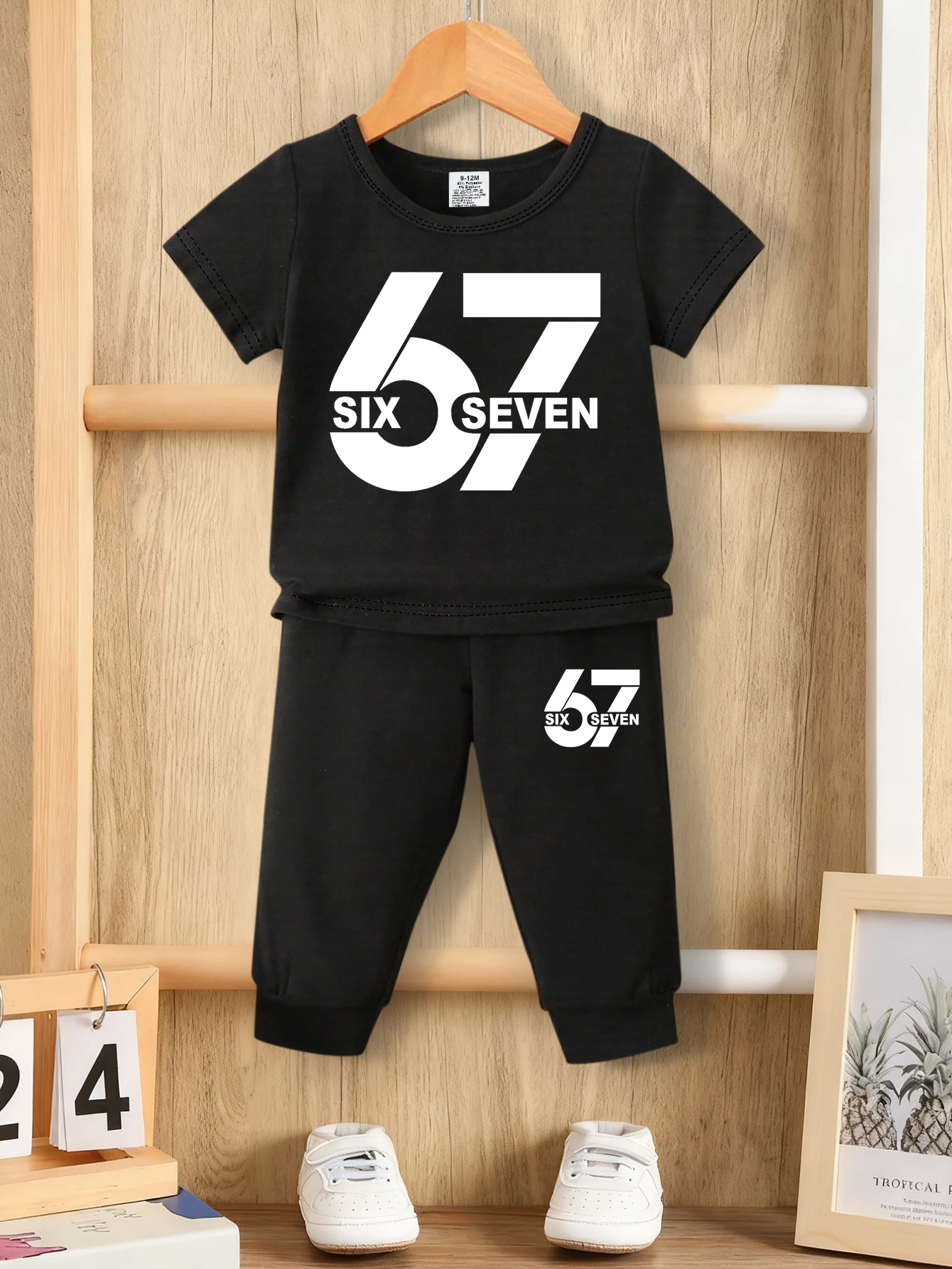 2026 Frühling/Sommer Baby Jungen Zweiteiler Set 67 Digitaldruck T-Shirt + Cropped Hose Set Lässiges Atmungsaktives Street-Style Outfit für Jungen Geeignet für 6-9M-2-3Y Kinder