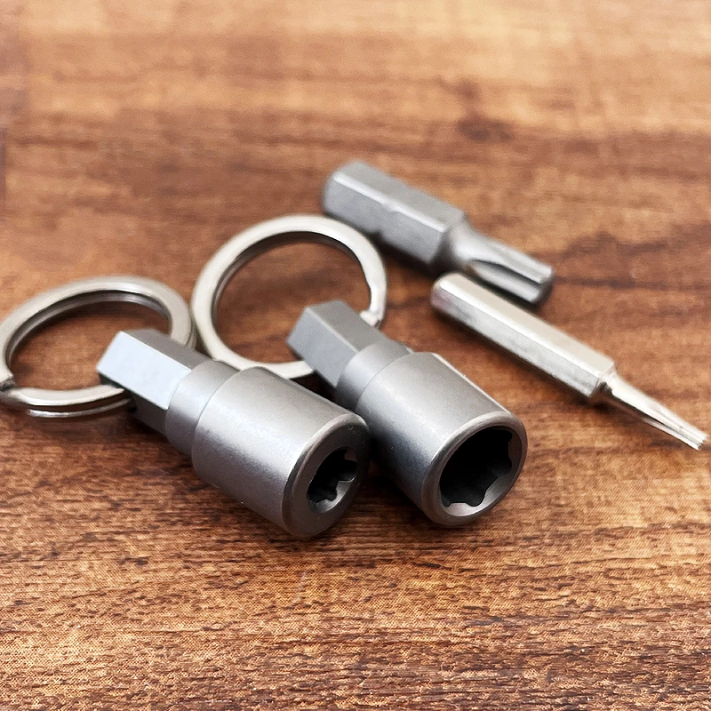Imagem -04 - Titanium Alloy Mini Chave de Fenda Ferramenta Multifuncional Chaveiro Bit Pingente Desembalagem Magnética Diferentes mm Calibre mm