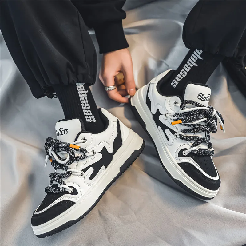 รองเท้าบอร์ดกีฬาลำลองสำหรับนักเรียนระดับไฮเอนด์แนวโน้มแฟชั่นแบรนด์เนมรองเท้าบุรุษ2024ฤดูใบไม้ร่วง