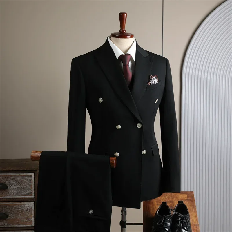 (50) Customized New Style Men’s Wedding Business Suits and Formal Wear