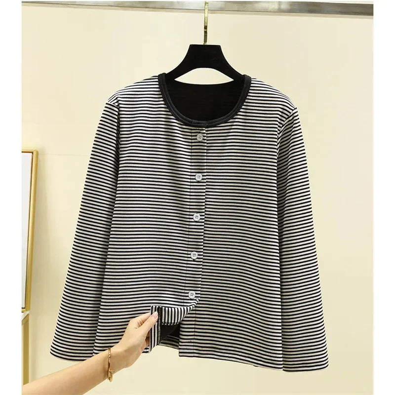 New Plus Velvet Warm Home Jacket Ladies 2026 Winter De Velvet Striped Pajamas Coat Women's Plus Size Loose Padded Cardigan Tops