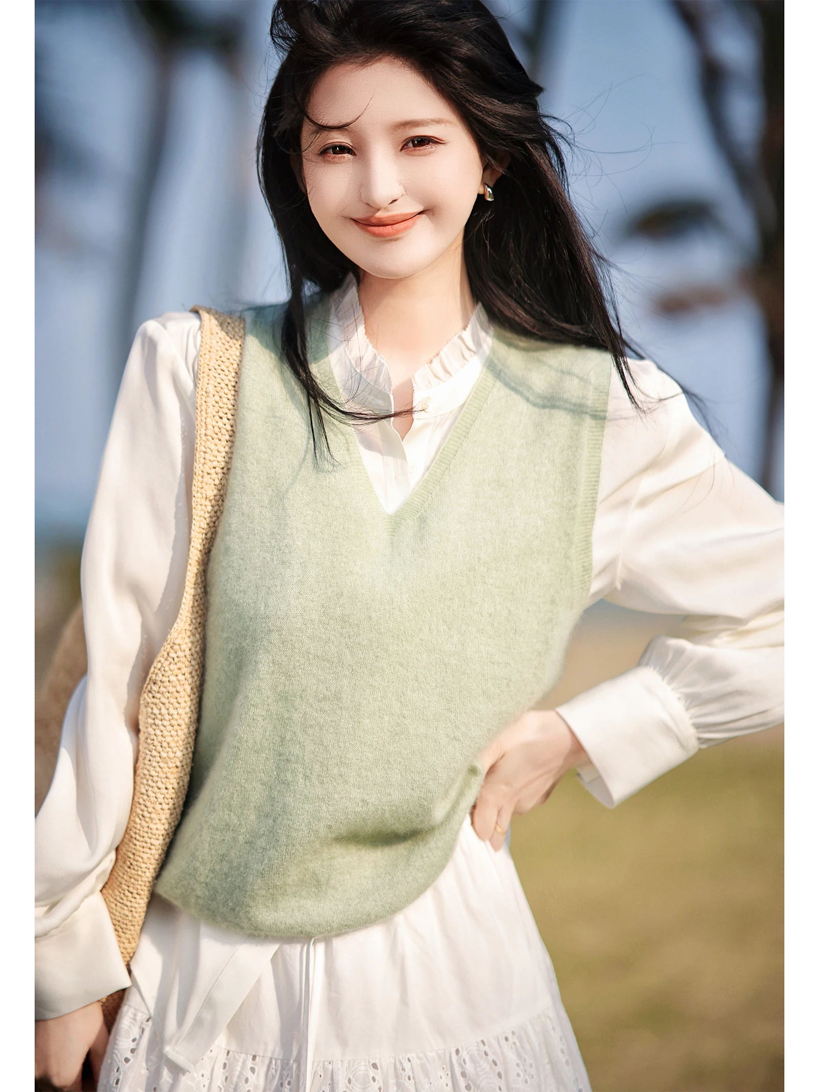 

Mint Camere Knitted Vest Simple Basic Warmth Commute Sle Women's Camere Cotton Blend V-Ne Sweater for Spring