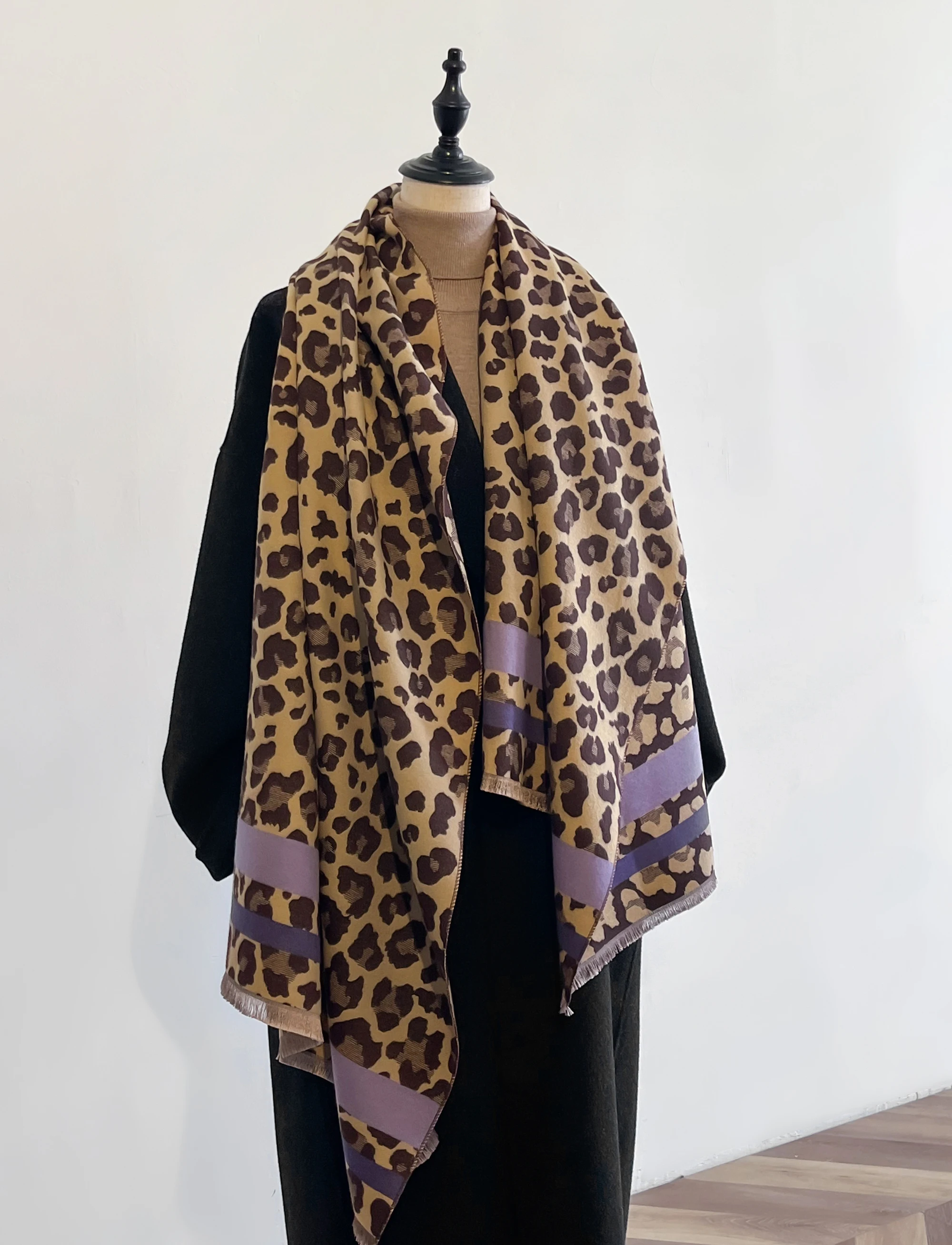 NEW Women Leopard Pashmina Scarves Fringe Wrap Winter Warm Fashion Brands Designer Cashmere Two-Sided Scarf Blanket Soft Shawls