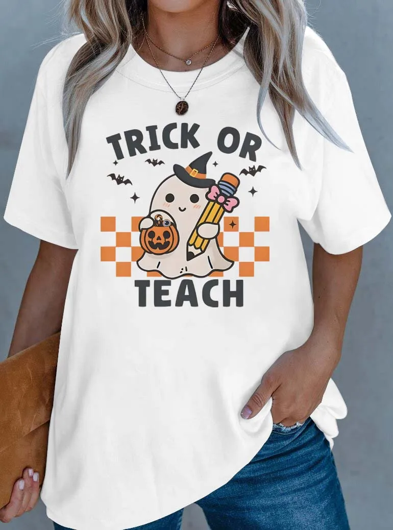 Elegancki strój plus size z motywem ducha, dyni i nietoperza \"Trick or Treat\".
