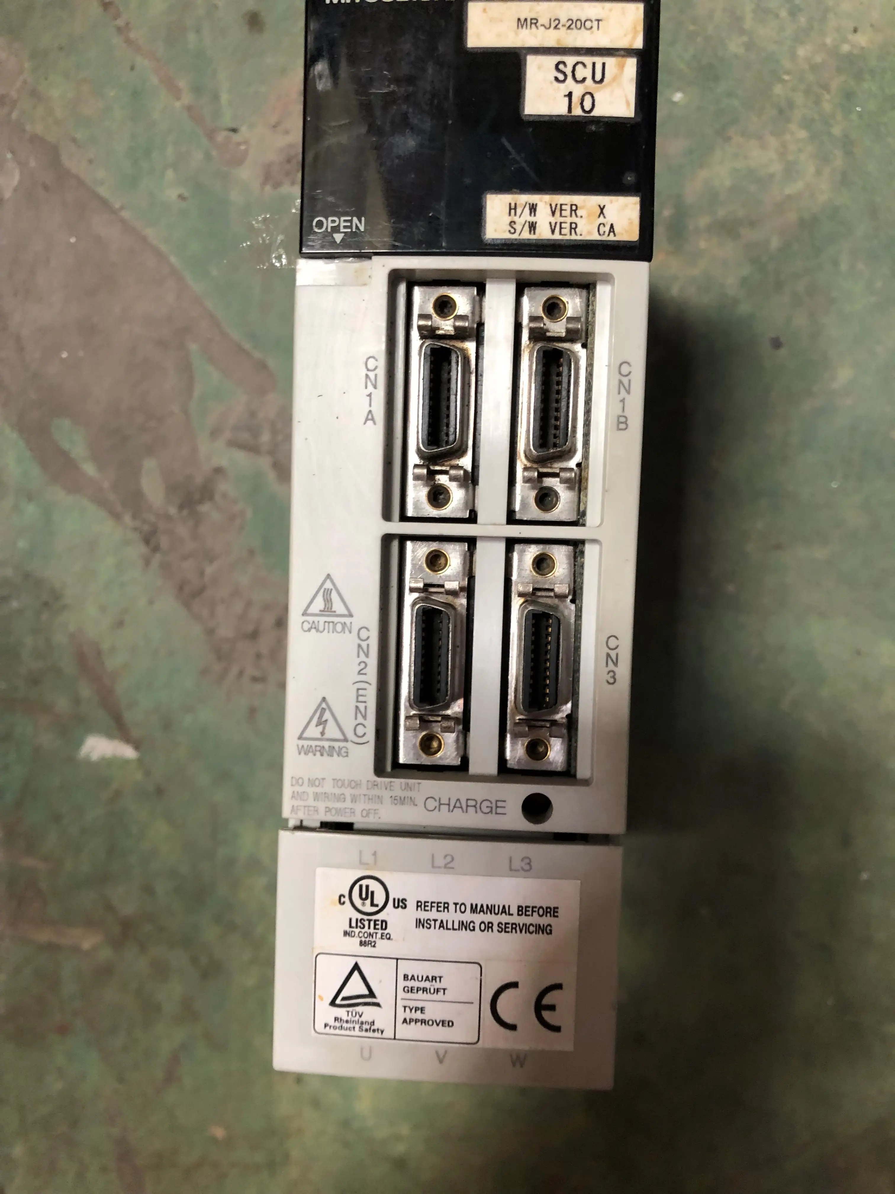 Блок сервопривода MR-J2-350CT протестирован нормально