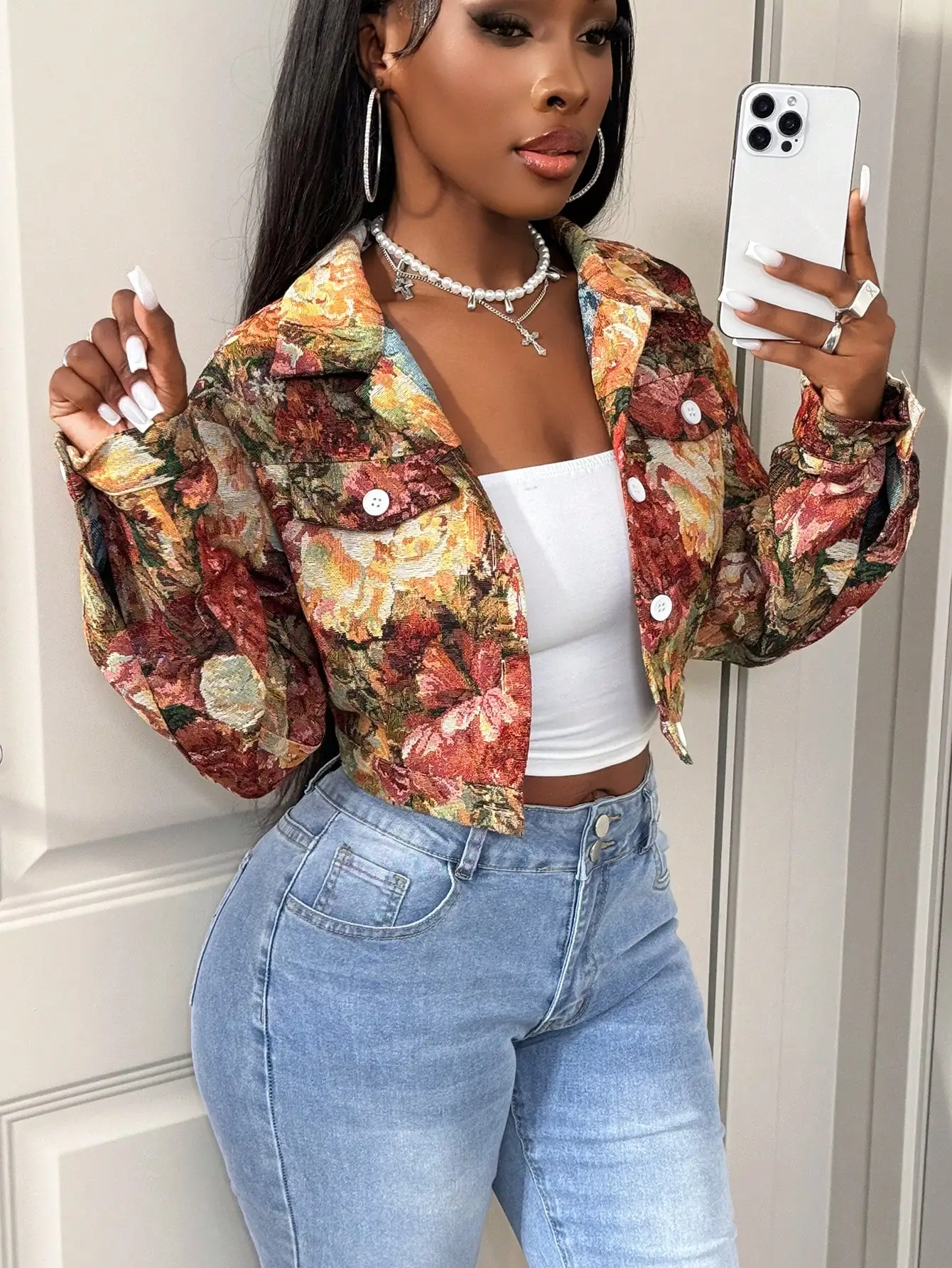 

Женская повседневная укороченная куртка с цветочным принтом, длинными рукавами и однобортной застежкой