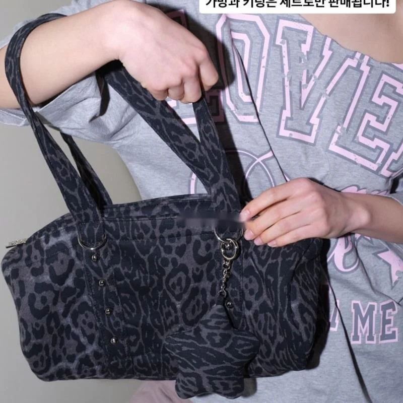 Women's Handbags CC Star Leopard Pattern Tote Bag Y2K Korea Expired Camouflage Single Shoulder Underarm Large Capacity Bag New