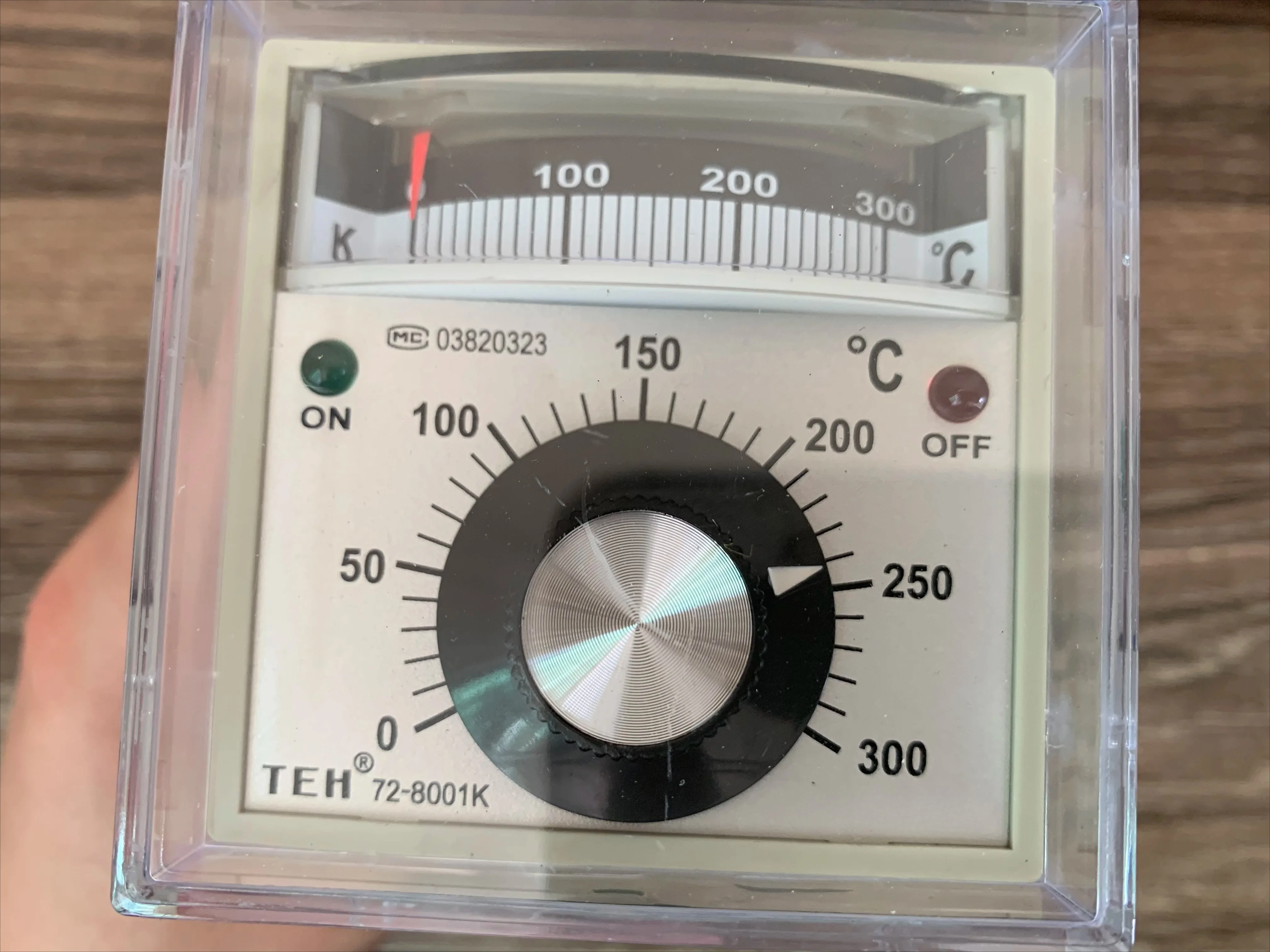 New South TEFD Temperature Control TEH72-8001 Replace TSD-2001 Temperature Controller New Original