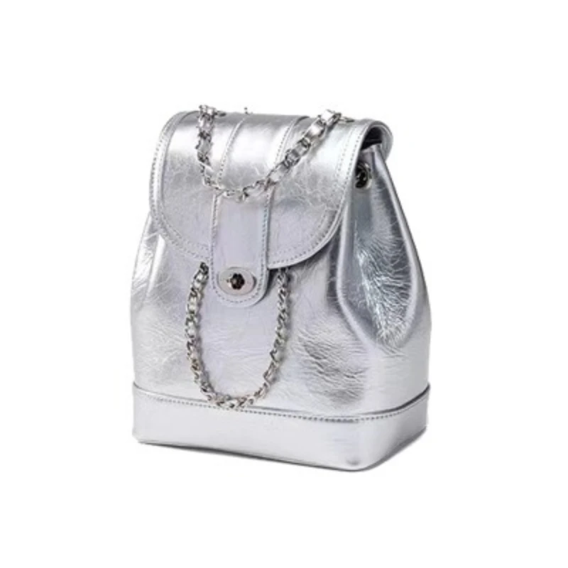 Cardinal Red backpack, a retro and fashionable cowhide versatile chain bag, a single-shoulder crossbody bucket bag
