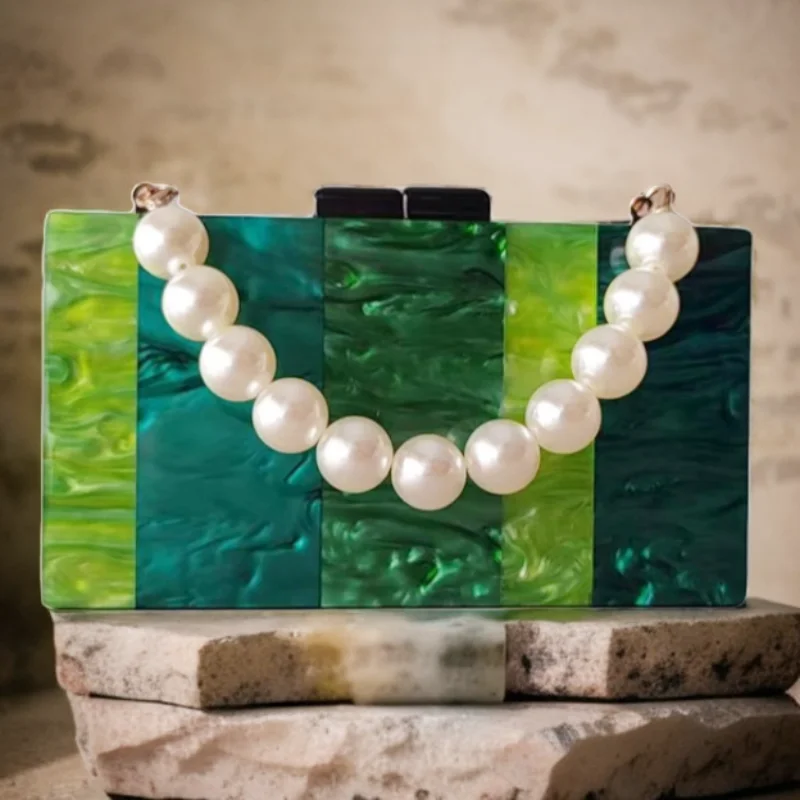 

Shoulder Handbags Stylish New Wallet Brand Designer Striped Green Acrylic Clutch PurseCute Trendy Party Prom Chains Evening Bag