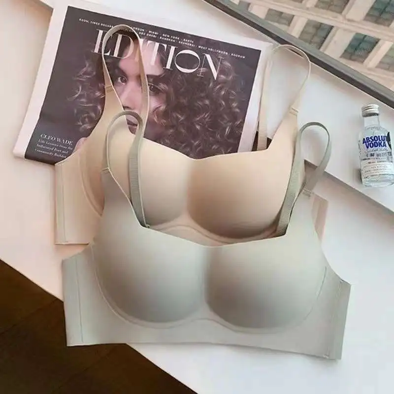 Reggiseno pettorale piccolo ventilato senza tracce per il tempo libero raccogliere insieme biancheria intima Anti-Sag senza anello in acciaio confortevole tubo superiore tinta unita