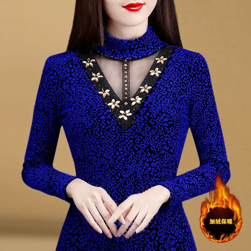 2023 autunno e inverno nuova moda donna ed elegante fondo in pizzo peluche manica lunga addensato caldo e confortevole Top