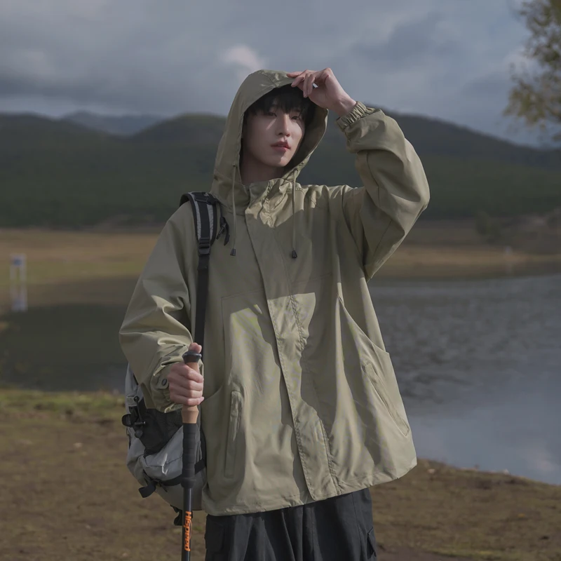 

Мужская демисезонная куртка свободного кроя с капюшоном для активного отдыха, ветрозащитная, с длинными рукавами, на молнии, модный бренд