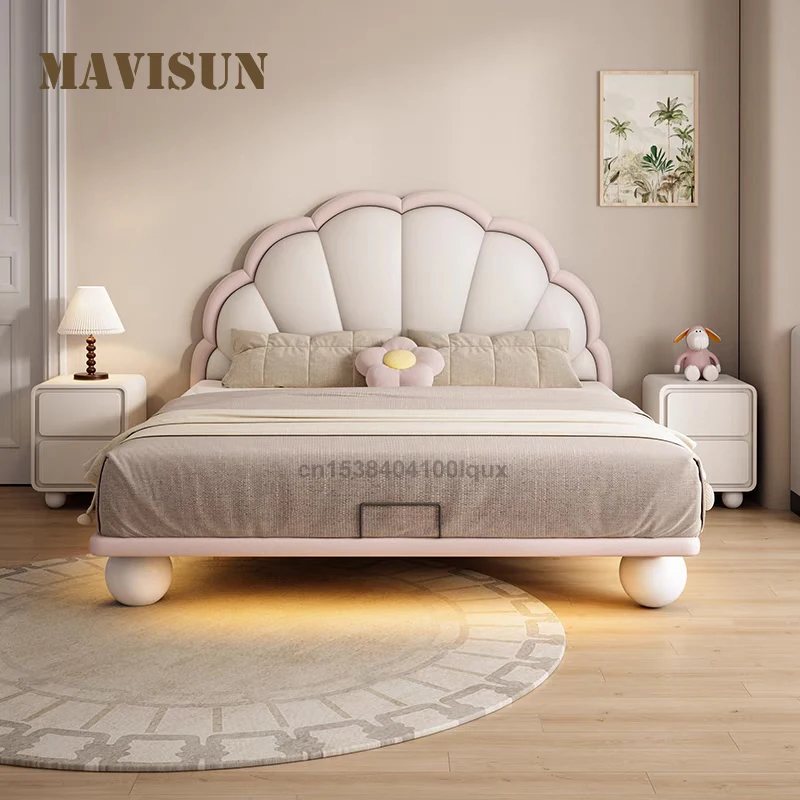 

Modern Minimalist Style Leather Bed With Shell-Shaped Headboard Rounded Legs Design And Solid Wood Frame 1.5 m Children’ s Bed
