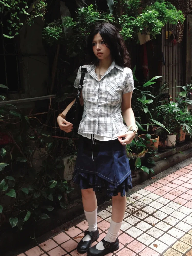Genayooa Y2k Japanese Shirt Women Slim Short Sleeve Plaid Tee Tops American Retro Vintage Blouse And Shirt Streetwear Casual Top