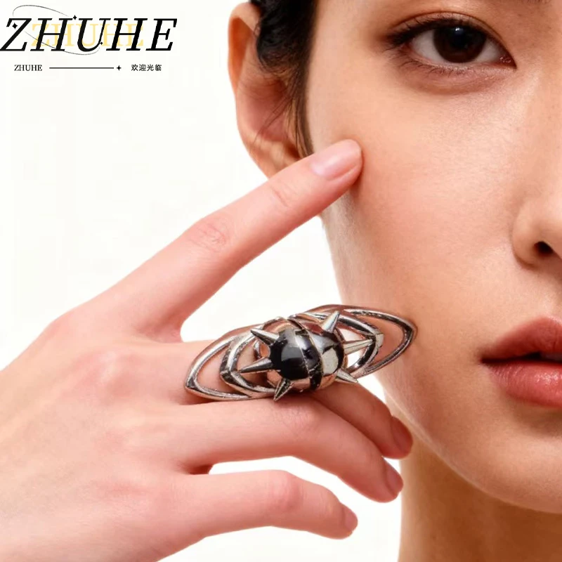

Gothic Double-Band Orb Ring - Stylish Jewelry Accessories for Men Women, Cool Spiked Finger Decor, Eye-Catching Carnival Jewelry
