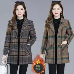 Mom's Plaid Coat Thickened High-end Woolen Coat Middle-aged and Elderly Women's Long Woolen Coat