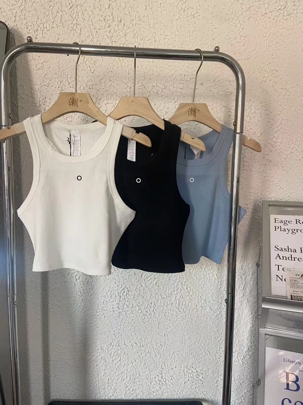 

2025 Summer New Women's Yoga Exercise Knitted Sleeveless Vest Fitness Running Short Top