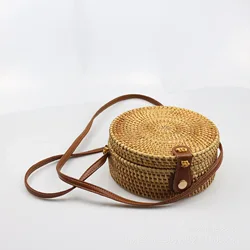 Borsa di paglia borsa da donna intrecciata a mano borsa a tracolla in Rattan con fiocco in pizzo a forma di luna borsa a tracolla Casual con coulisse di grande capacità