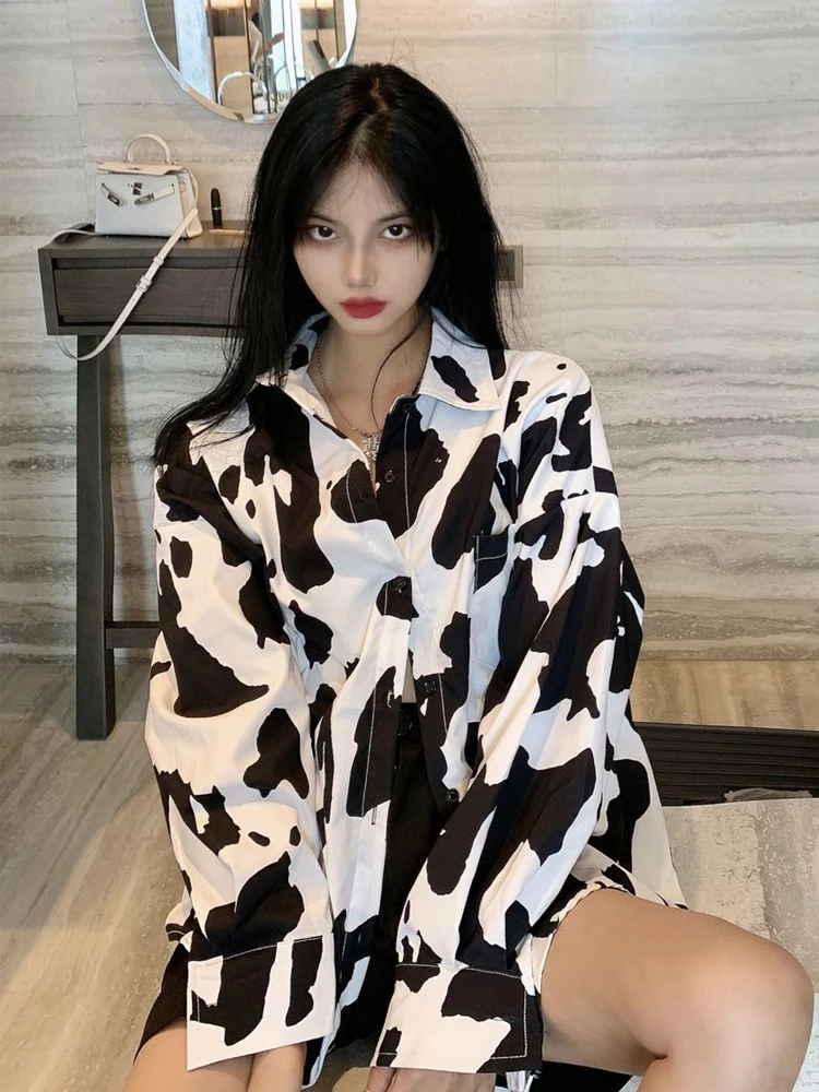 

2025 Summer Oversize Long Sleeve Women's Shirts Korea Style Button Up Leopard Printing Cardigan Female Clothing Tops