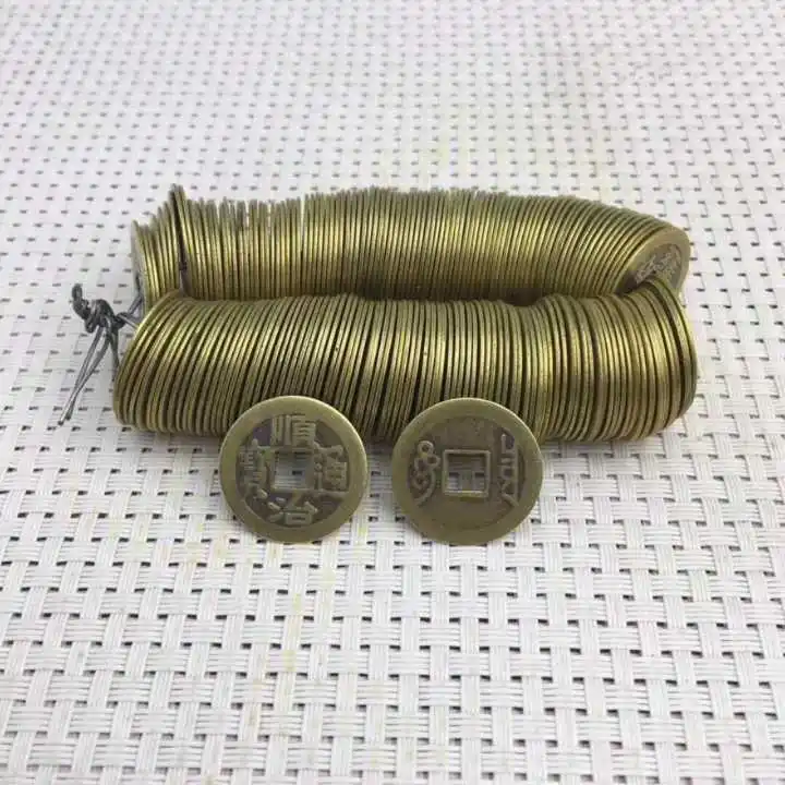 

Coin brass 2.3 cm five emperors copper coins a string of 200 pieces.