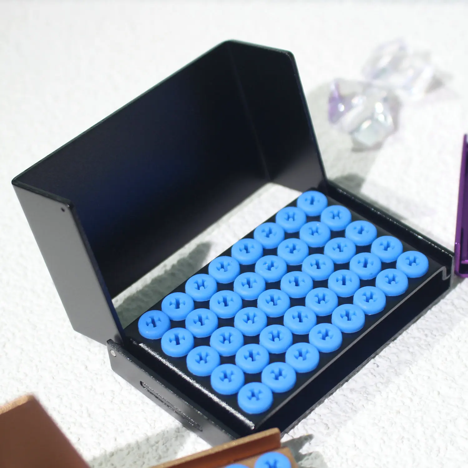 

Стоматологический держатель на 40 отверстий для высокоскоростных/низкоскоростных боров, стойка для чистки, автоклавируемый стерилизационный кейс для боров и инструментов для ухода за полостью рта