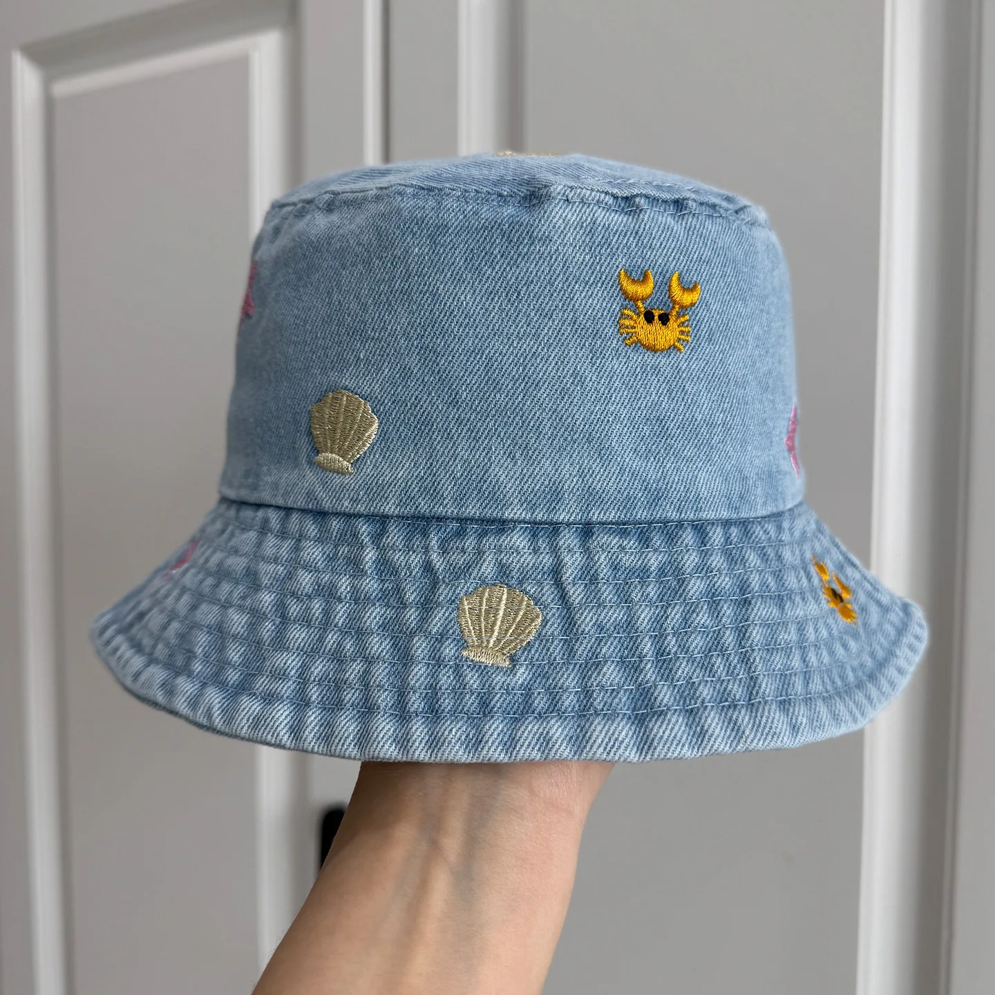 New Adult Summer Denim Bucket Hat For Women Embroidery Sea Shell Best Matched Outdoor Beach Sunshade Fisherman Cap Bonnets Gift