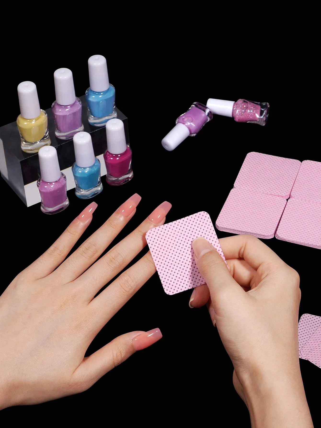 300 PCS Multicolor Lint-Free Nail Wipes , Pads Eyelash Extension Wipes, Nail Polish Remover Soft Non-Woven Nail Polish Removal