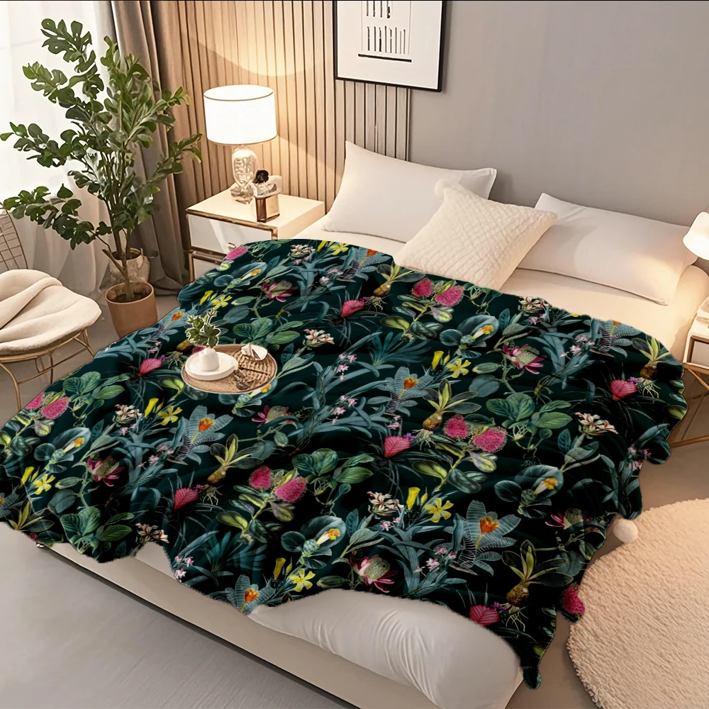 

Year-round Use Ethnic Tribal Flannel Blanket Dark Tropical Exotic Flowers Reversible Blanket Double-sided Throw No-shedding