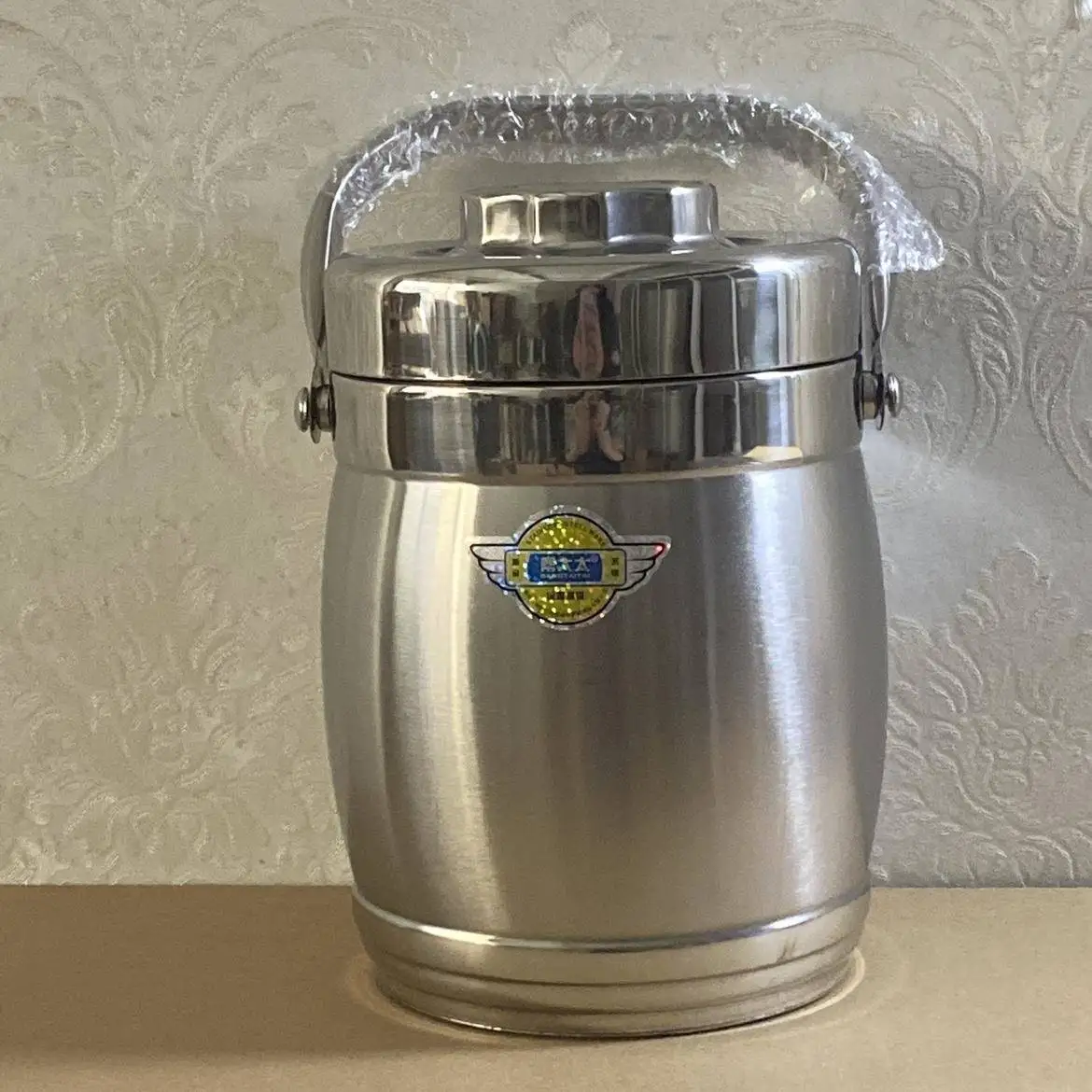 double-layer-stainless-steel-insulated-lunch-box-22l-home-use-insulation-barrel-student-go-to-work-with-rice-barrel