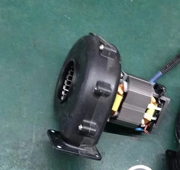 A fan for 600w spark machine