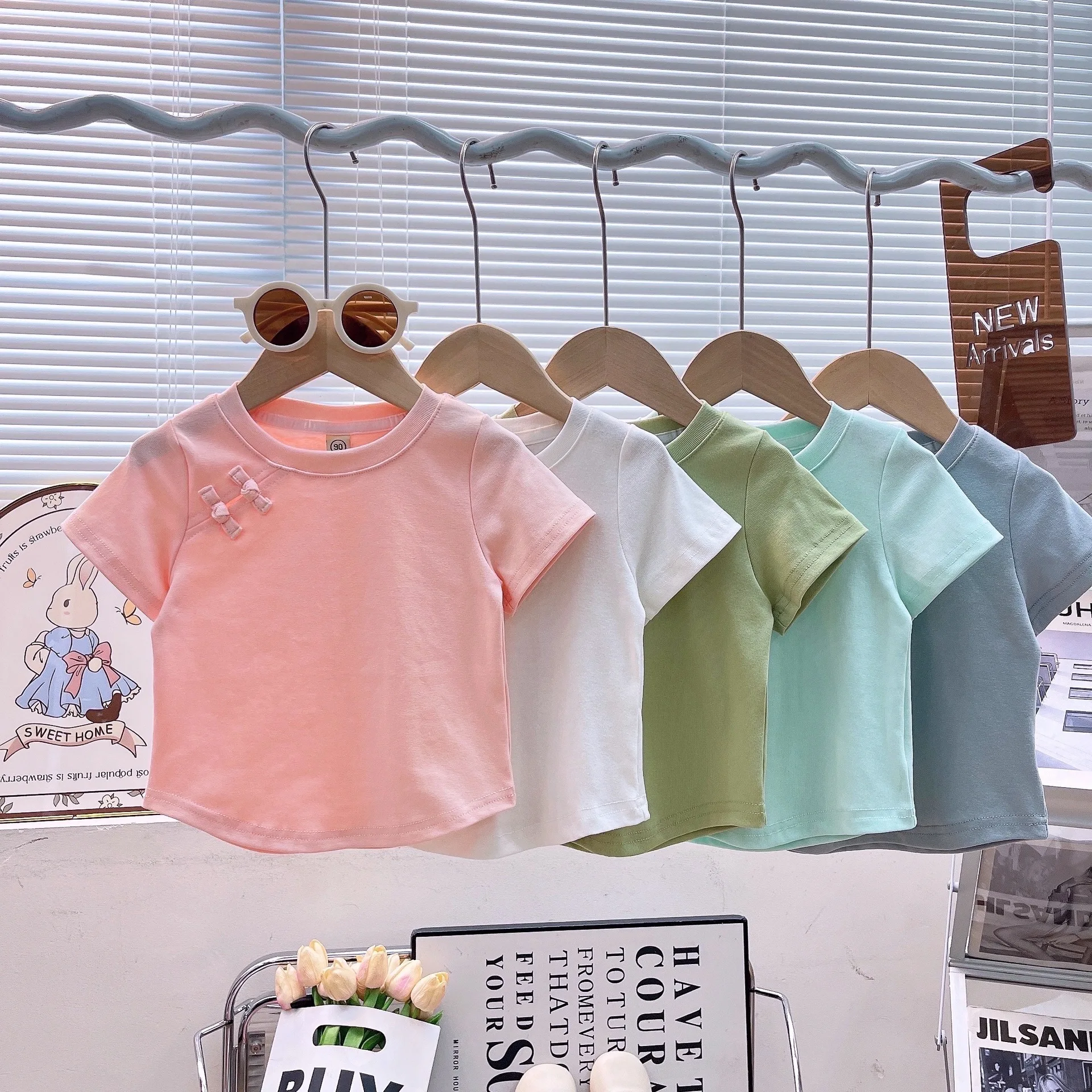 Girls Short Sleeved T-shirt Summer Children New Chinese Style Pure Cotton Thin Top Frog Button Round Neck Short Sleeved Top