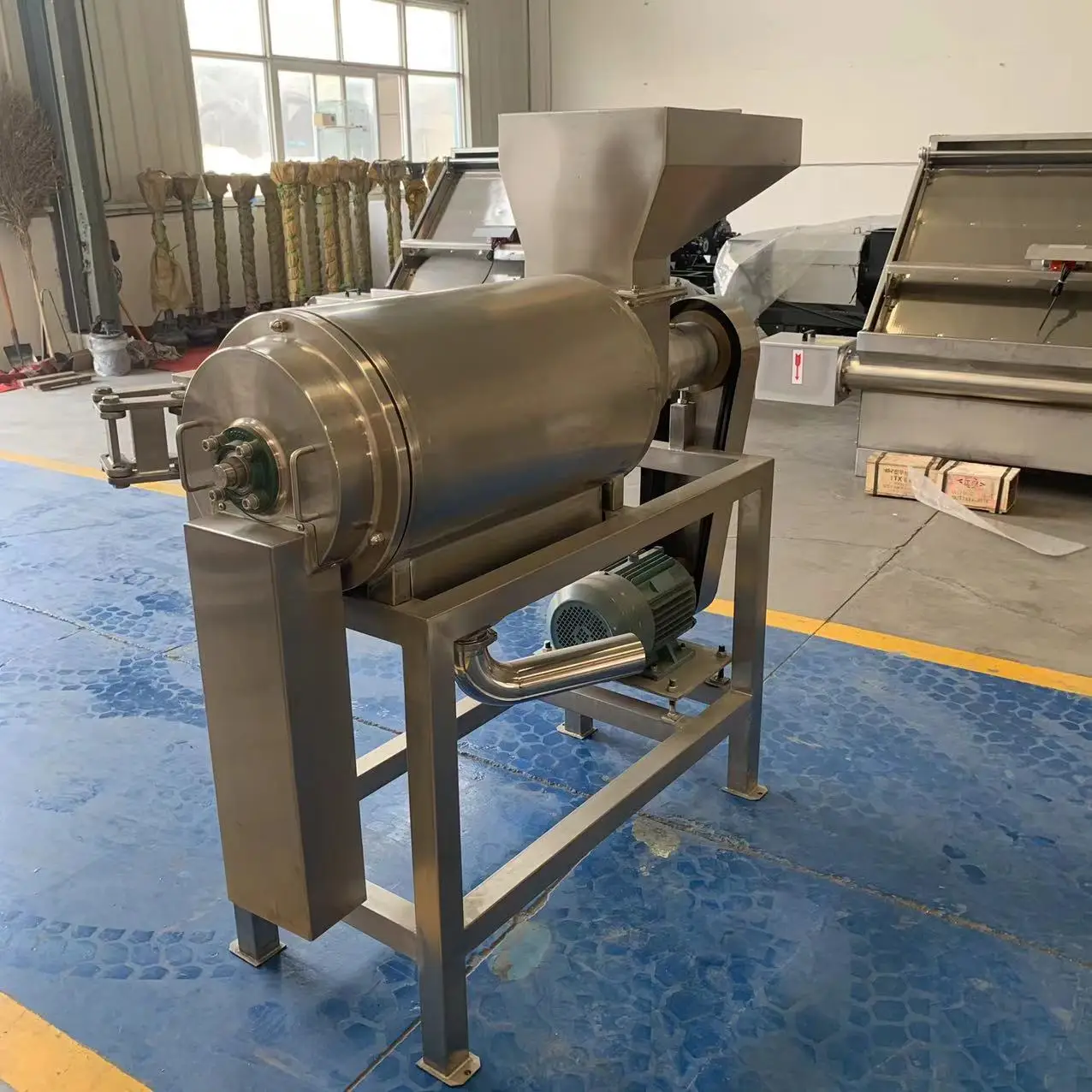 Máquina de polpação de frutas de canal único Máquina de moagem de suco de frutas Máquina de prensagem