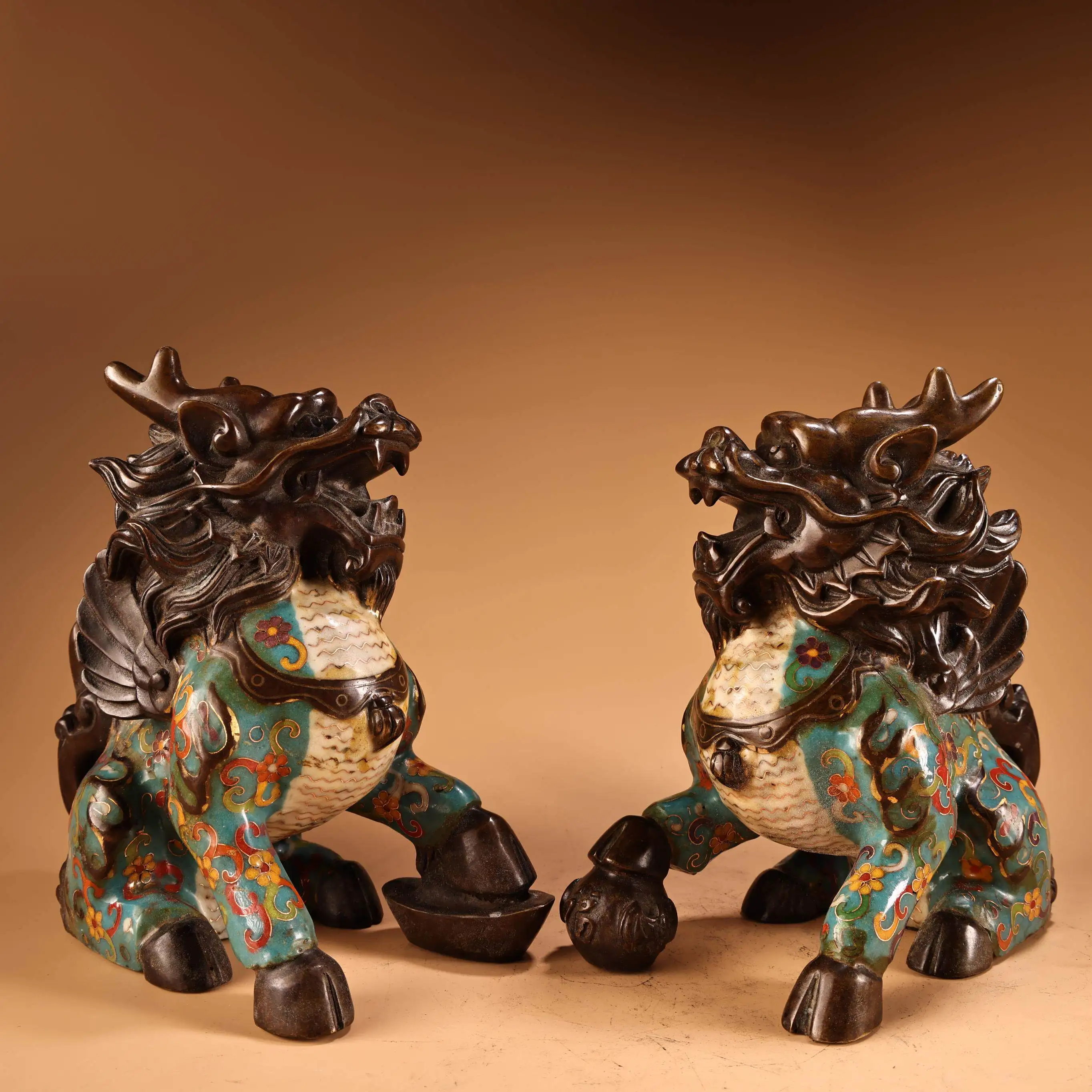Vintage Chinese Cloisonne Enamel Qilin Mythical Beast Figurines Pair Heavy Patina Vivid Expression Fine Craft Collectible