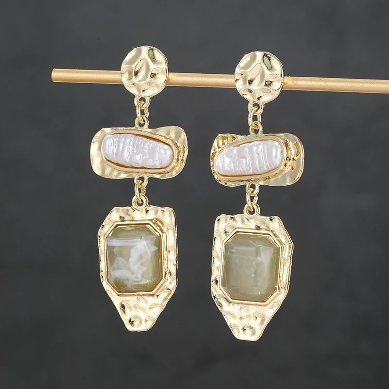 Bohemian Style Irregular Layered Pendant Earrings Gold Hammer Pattern Metal Synthetic Zircon Inlay Women's Retro Style Earrings