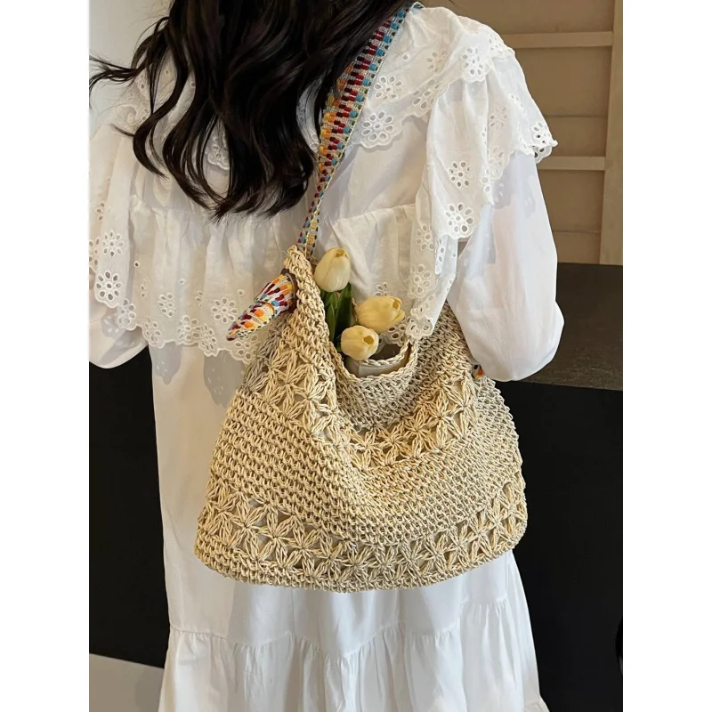 Casual style straw bag for women2026New Autumn Versatile Single-Shoulder Commuting Tote Bag for Beach Vacations