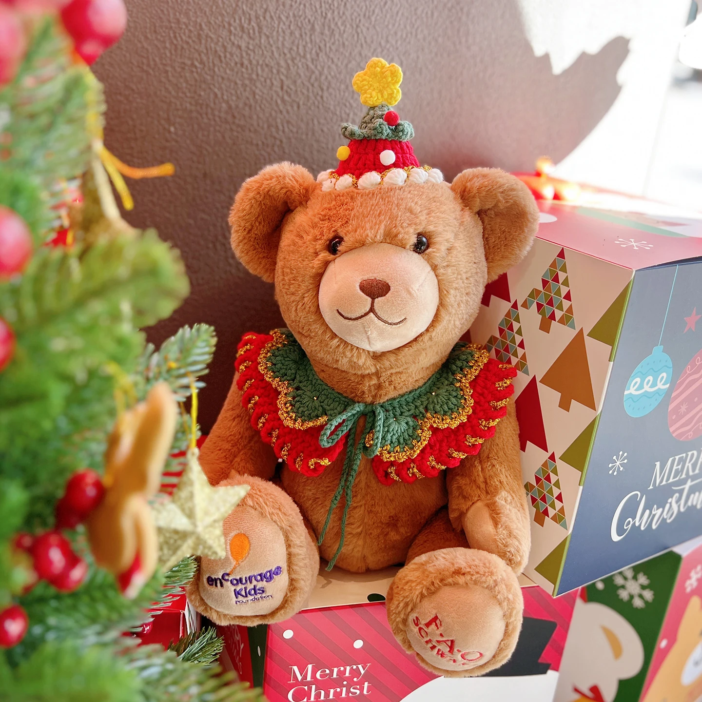 

Новинка 2025 года, изысканная рождественская ограниченная серия, плюшевый мишка, супер милая праздничная шляпа, кукла-медведь для детского рождественского подарка