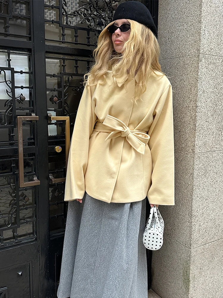 

Women's Casual Solid Jacket Yellow Lapel Full Sleeve Pocket With Belt Loose Coat 2025 New Autumn Chic Lady Daily Street Outwear