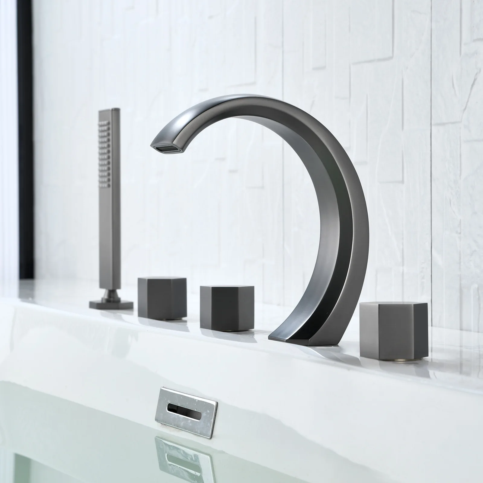 Full copper gun gray zirconium gold five hole bathtub edge faucet hexagonal diamond split hot and cold bathtub showerhead set