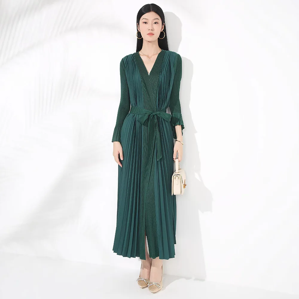 Miyake Pleated Women's Clothing V-neck Long-sleeved Pleated Jacket Horn Sleeve Waist Lace-up Long Trench Coat 2025 Summer New